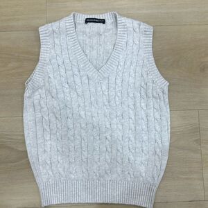 BRANDY MELVILLE Women's Cable Knit V-Neck Sweater Vest Sleeveless Gray